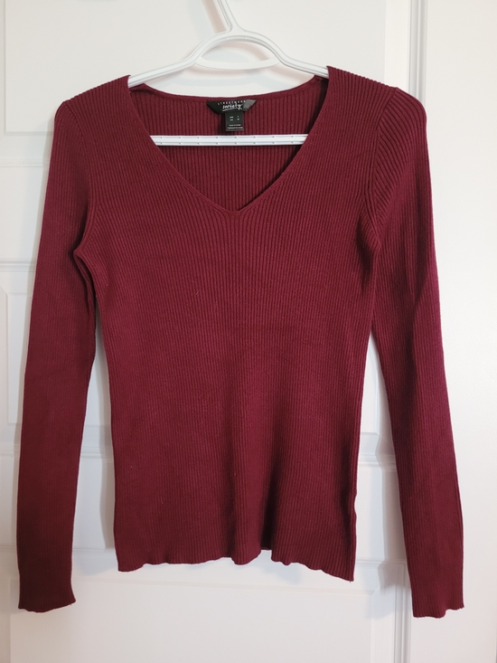 Streetwear Society Sweaters - Streetwear Society Women's Ribbed V-Neck Sweater - Burgundy